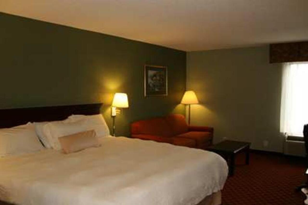 Hampton Inn - הילסוויל חדר תמונה