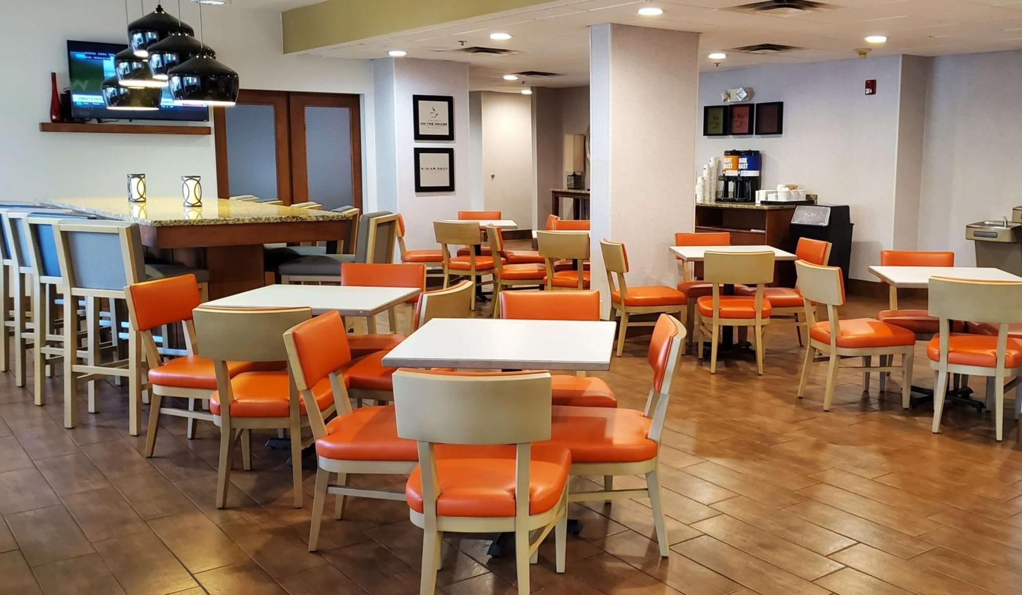 Hampton Inn - הילסוויל מראה חיצוני תמונה